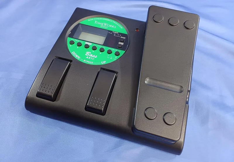 KORG Basisprozessor: BASS AX1B