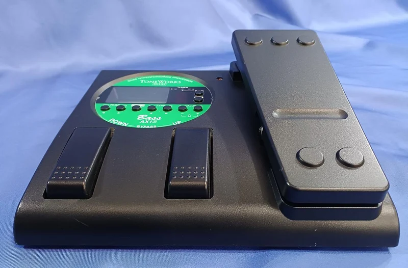 KORG Basisprozessor: BASS AX1B