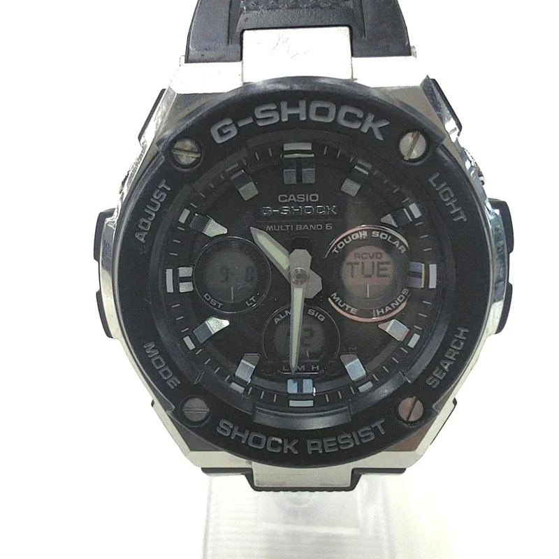 CASIO G-SHOCK GST-W300