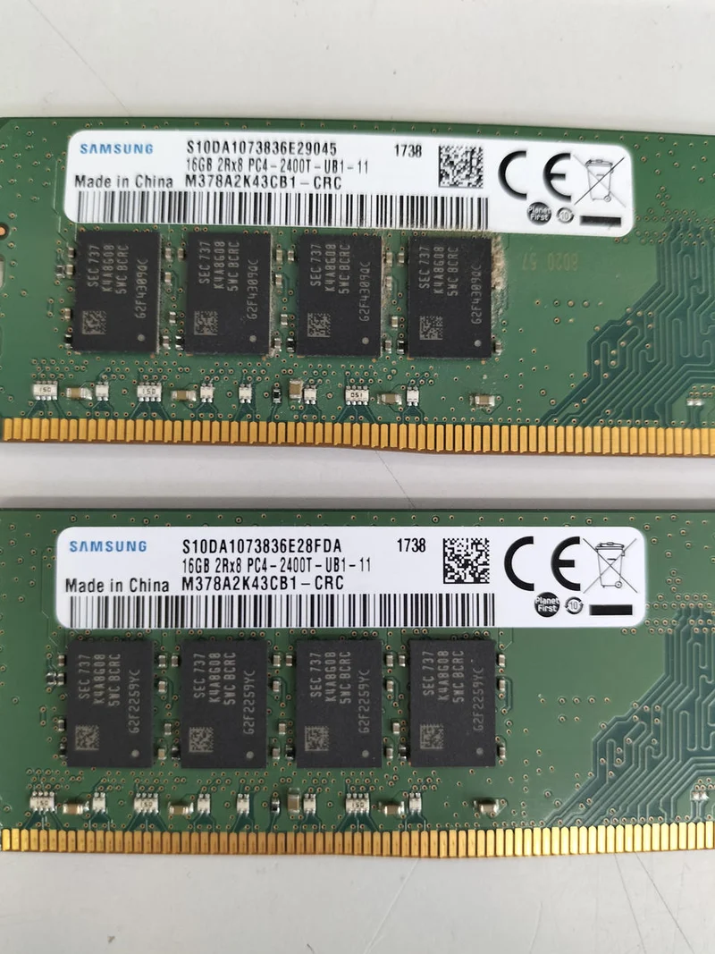 SAMSUNG DDR4 PC4 Desktop-Speicher M378A2K43CB1-CRC