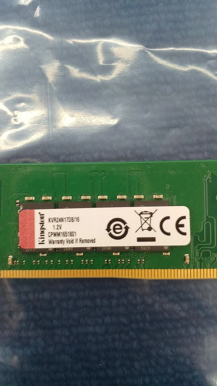 KINGSTON DDR4 Desktop-Speicher KVR24N17D8/16