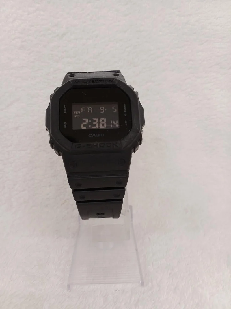 CASIO G-SHOCK DW-5600BB