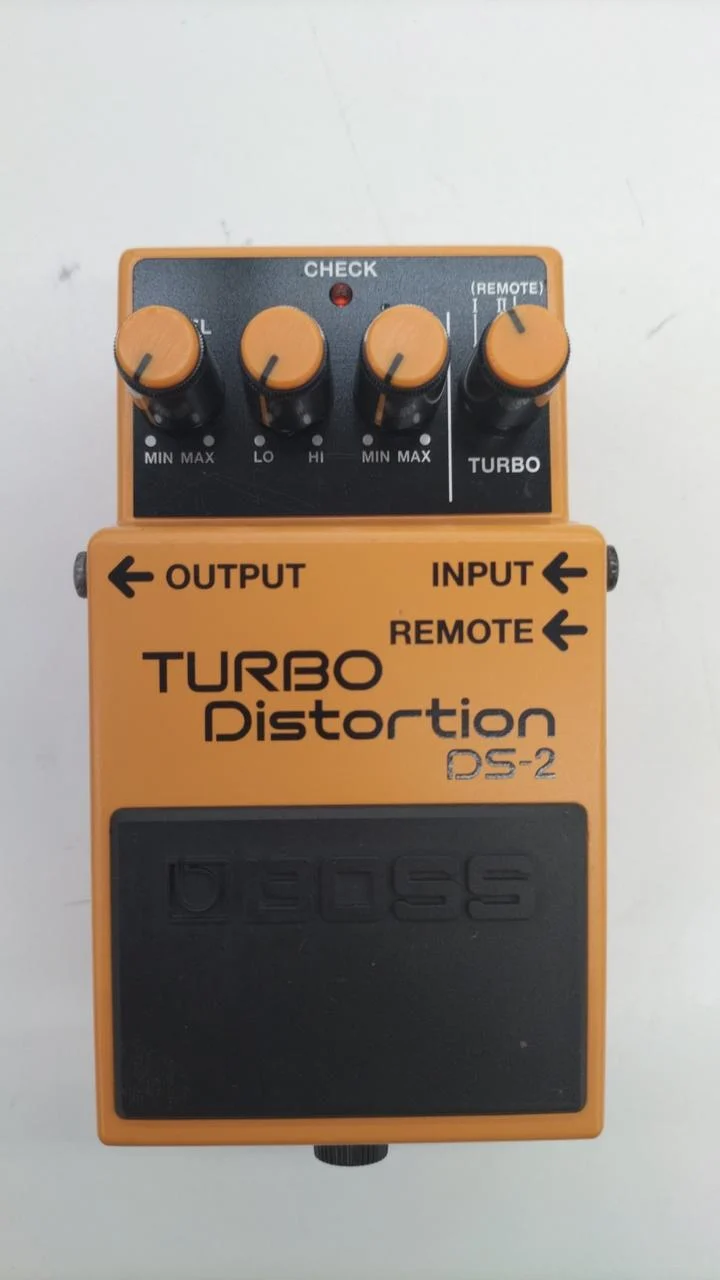 BOSS Distortion Effects DS-2