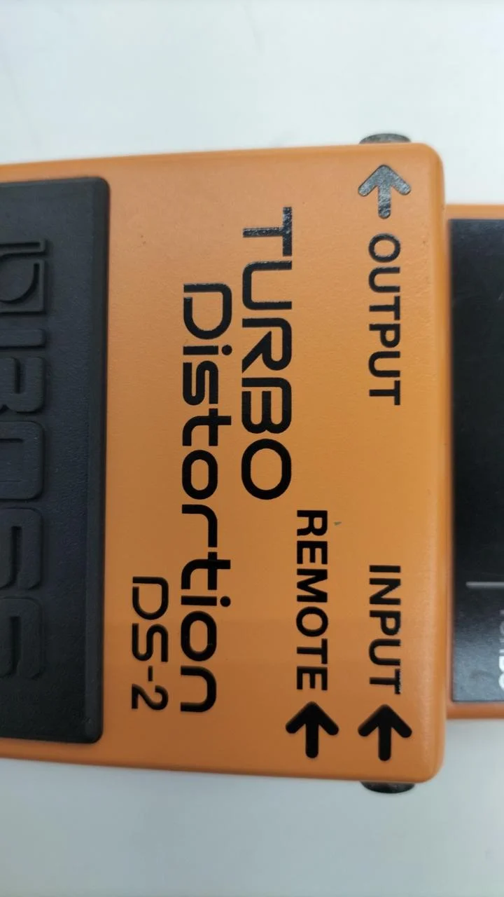 BOSS Distortion Effects DS-2