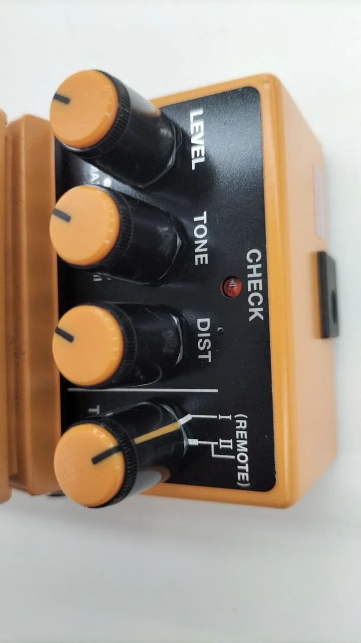 BOSS Distortion Effects DS-2