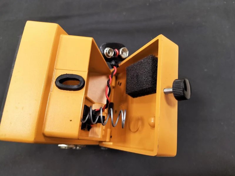 BOSS Effektpedal: Distortion DS-2