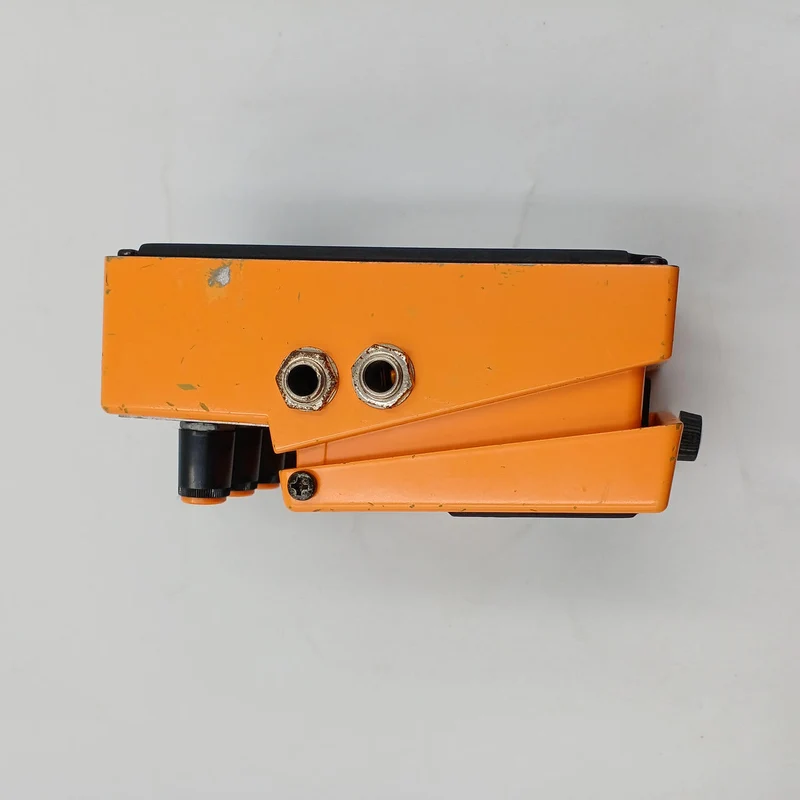 BOSS Distortion DS-2