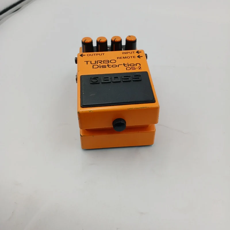 BOSS Distortion DS-2