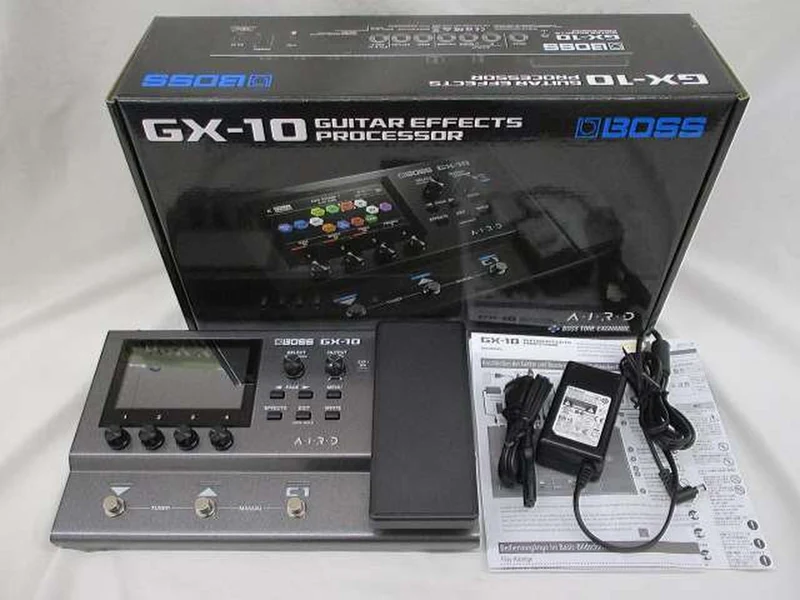 BOSS Multi-Effektgerät GX-10