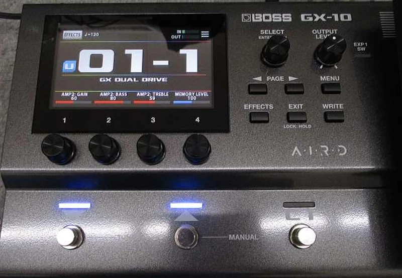 BOSS Multi-Effektgerät GX-10