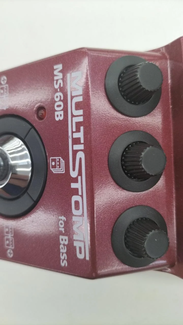 ZOOM Multi-Effektpedal MS-60B