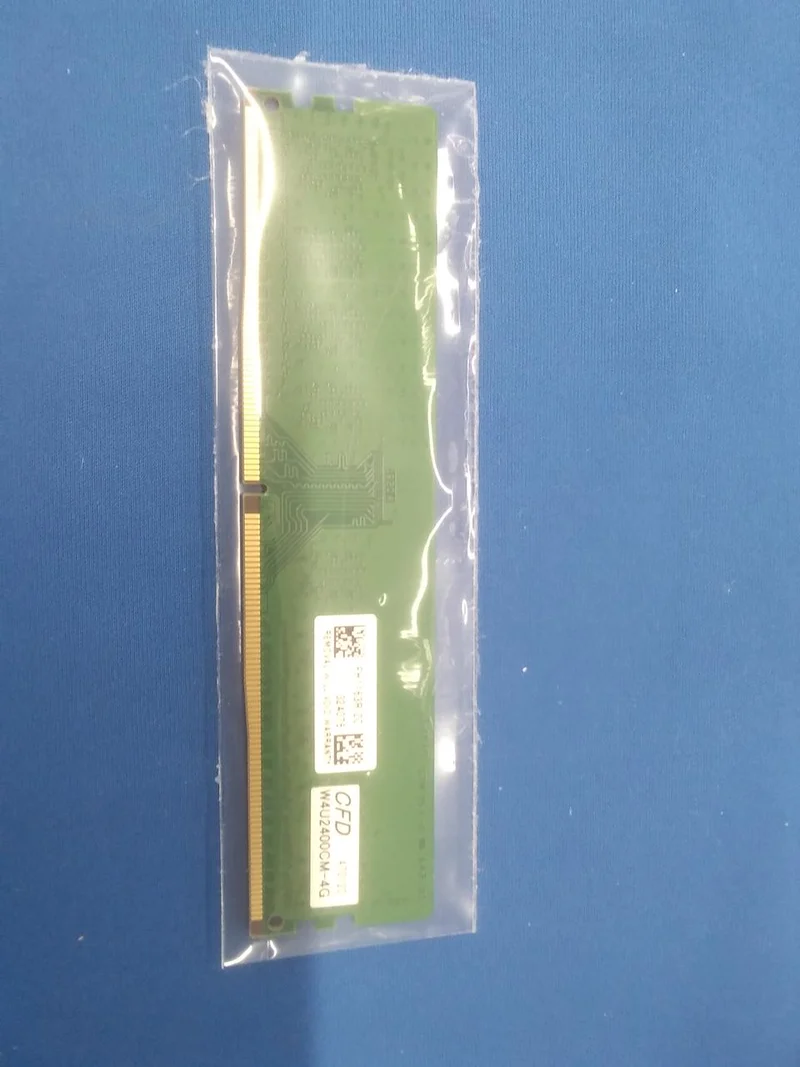 CRUCIAL PC-Speicher (4 GB) CT4G4DFS824A. C8FBD1