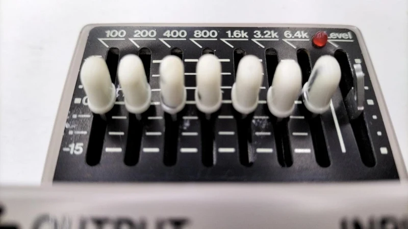 BOSS Equalizer GE-7