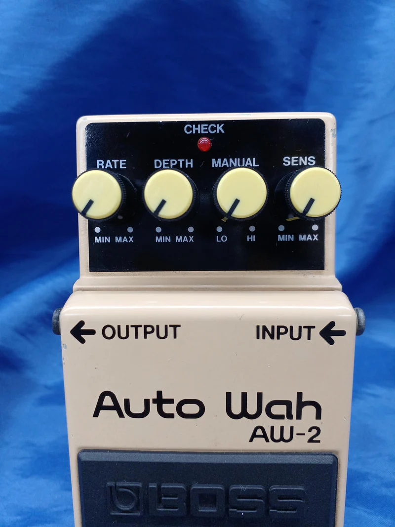 BOSS Effektpedal: AW-2