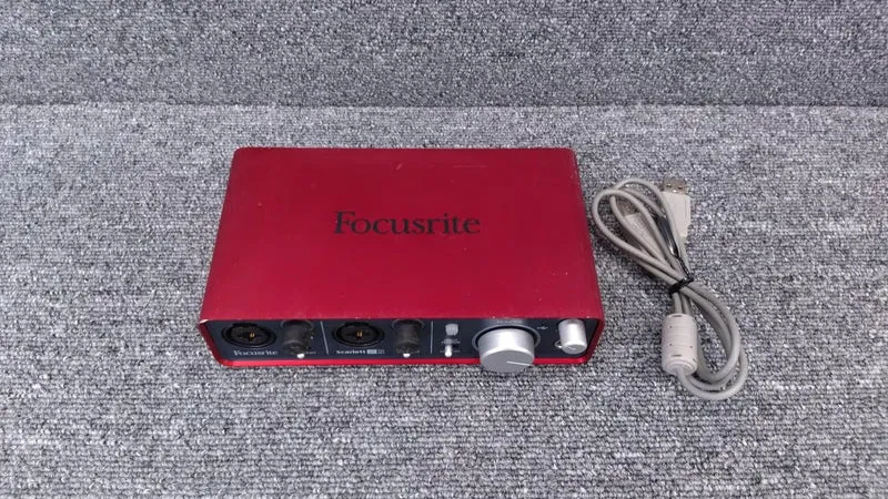FOCUSRITE Audio-Interface SCARLETT2I2