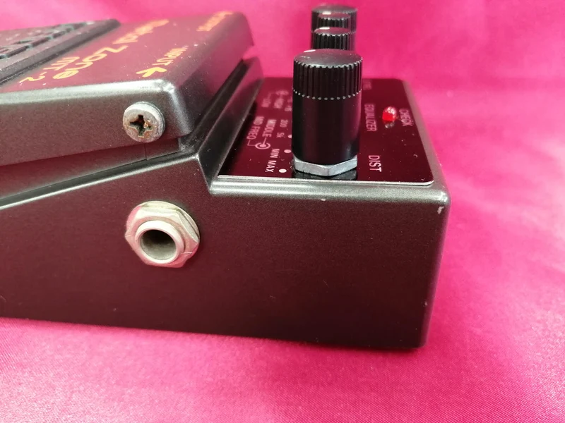 BOSS Effektpedal MT-2