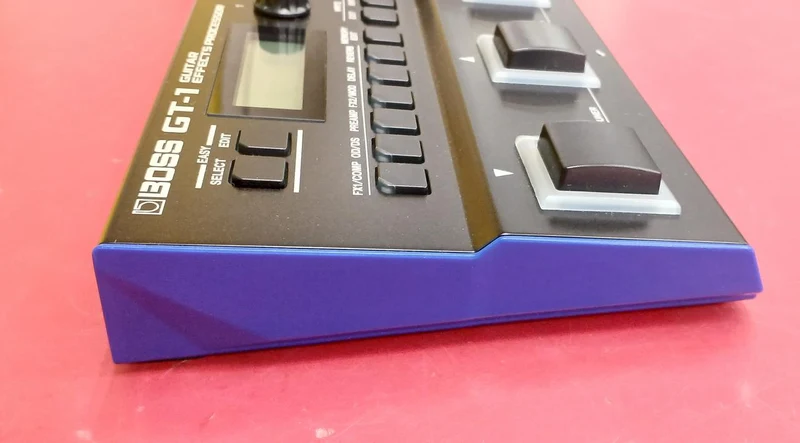 BOSS Multi-Effektgerät GT-1
