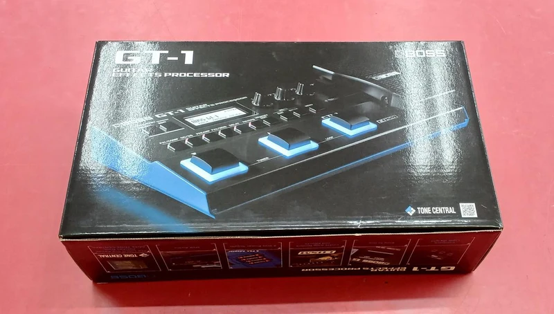 BOSS Multi-Effektgerät GT-1