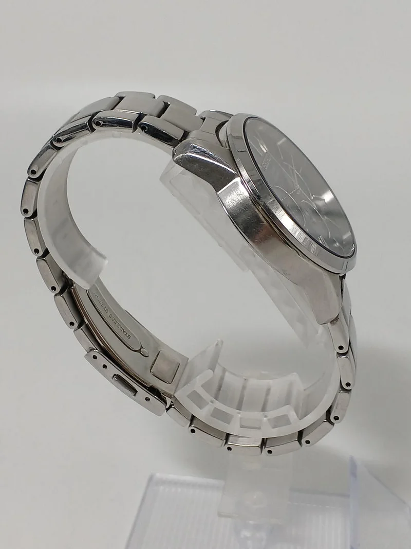 SEIKO Solar-Chronograph Armbanduhr V175-0BJ0