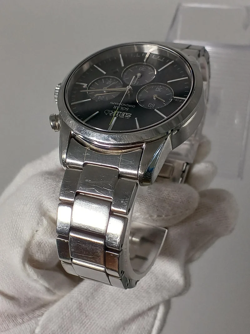 SEIKO Solar-Chronograph Armbanduhr V175-0BJ0