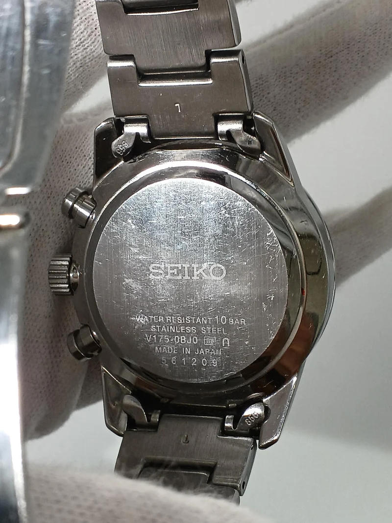 SEIKO Solar-Chronograph Armbanduhr V175-0BJ0