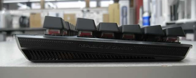 ASUS Gaming-Tastatur ROG CLAYMORE II (MA02)