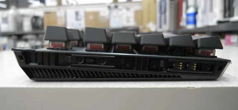 ASUS Gaming-Tastatur ROG CLAYMORE II (MA02)