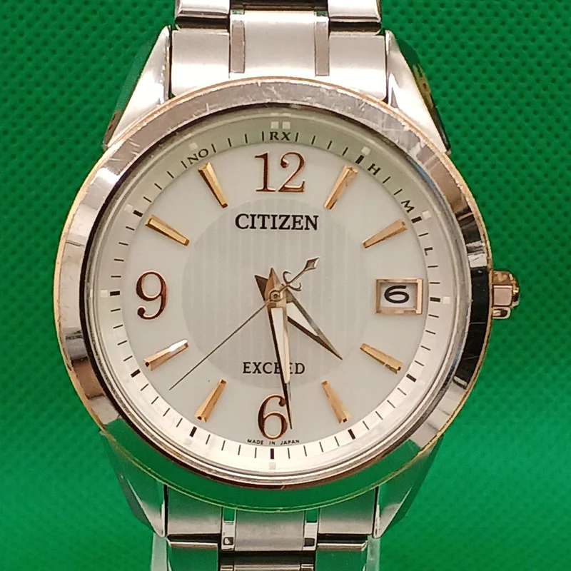 CITIZEN EXCEED Eco-Drive Funkgesteuerte Uhr H111-T016961