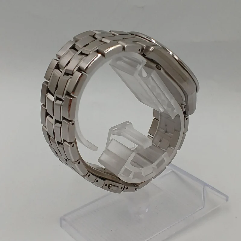 CITIZEN EXCEED Radio Solar H110-T009417