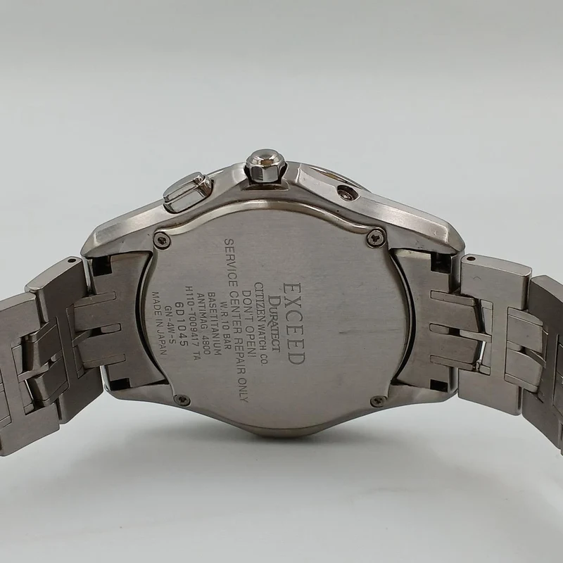 CITIZEN EXCEED Radio Solar H110-T009417