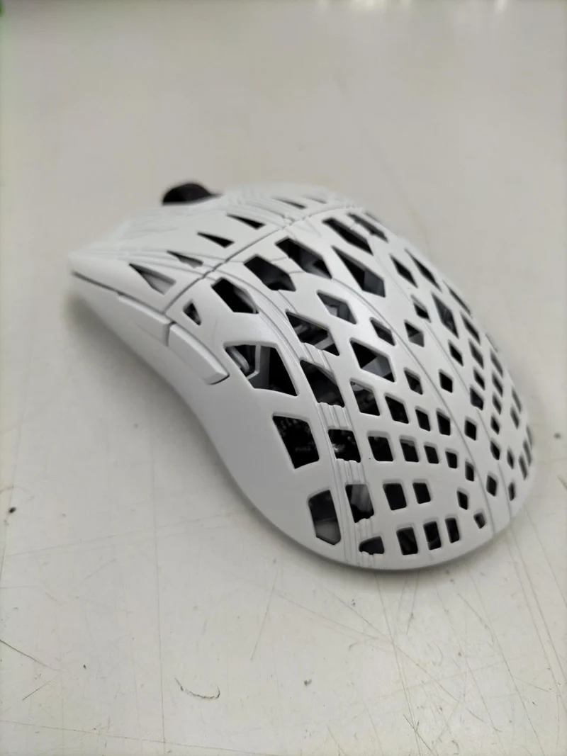 PWNAGE Kabellose Gaming-Maus Trinity CF/PWTCF