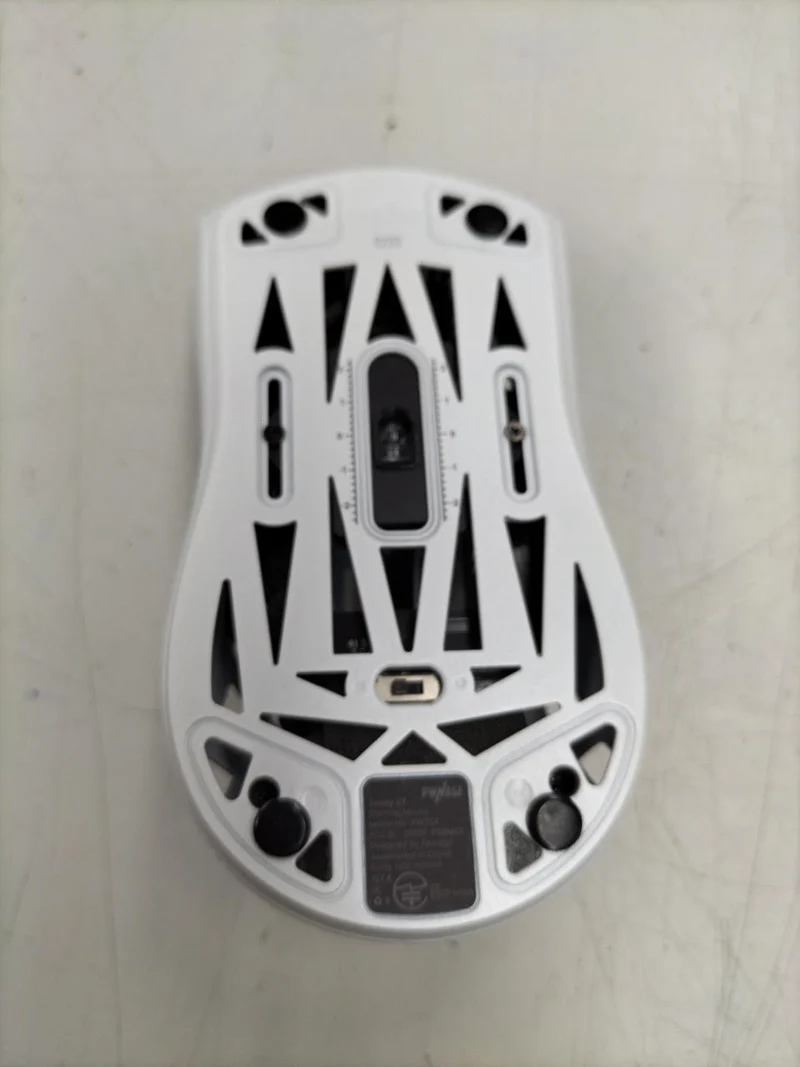 PWNAGE Kabellose Gaming-Maus Trinity CF/PWTCF
