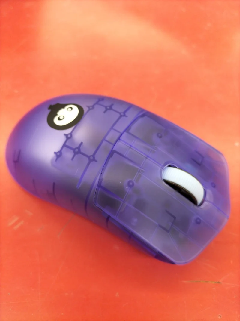 PULSAR Gaming-Maus Kuromu Yono EDITION