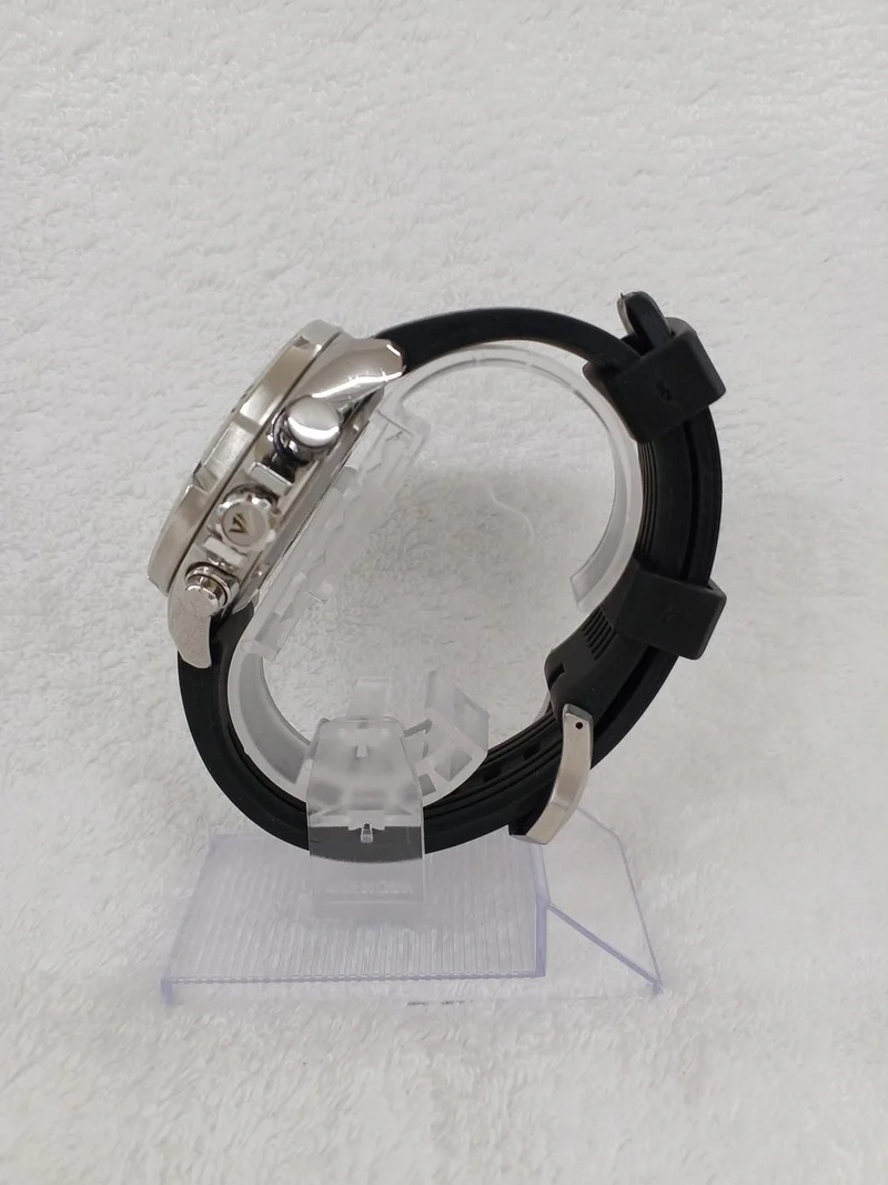CITIZEN Eco-Drive Funkgesteuerte Uhr H112-T026524
