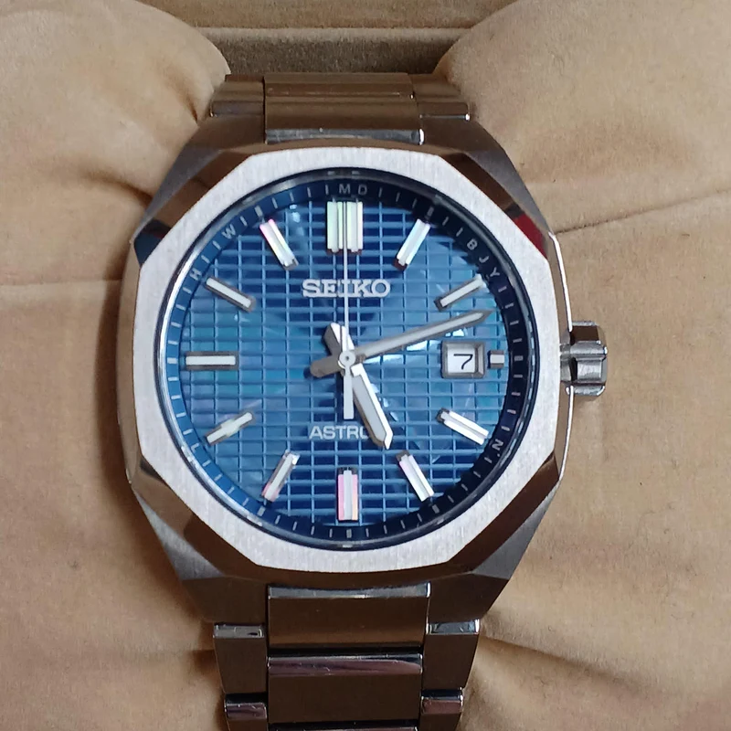 SEIKO Astron Nexter Funkgesteuerte Solar-Titan SBXY061