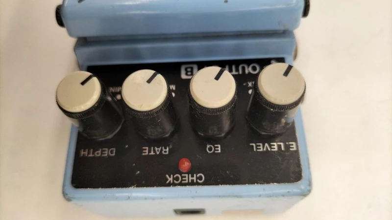 BOSS Chorus CH-1