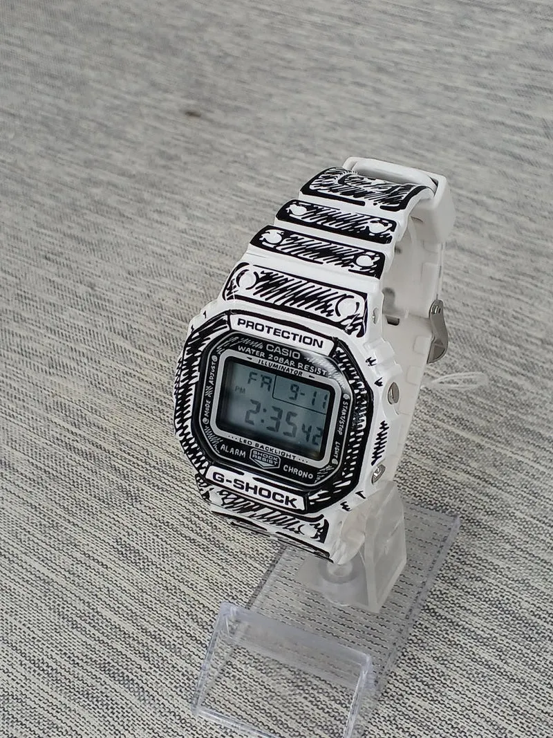 CASIO G-SHOCK DW-5600JV