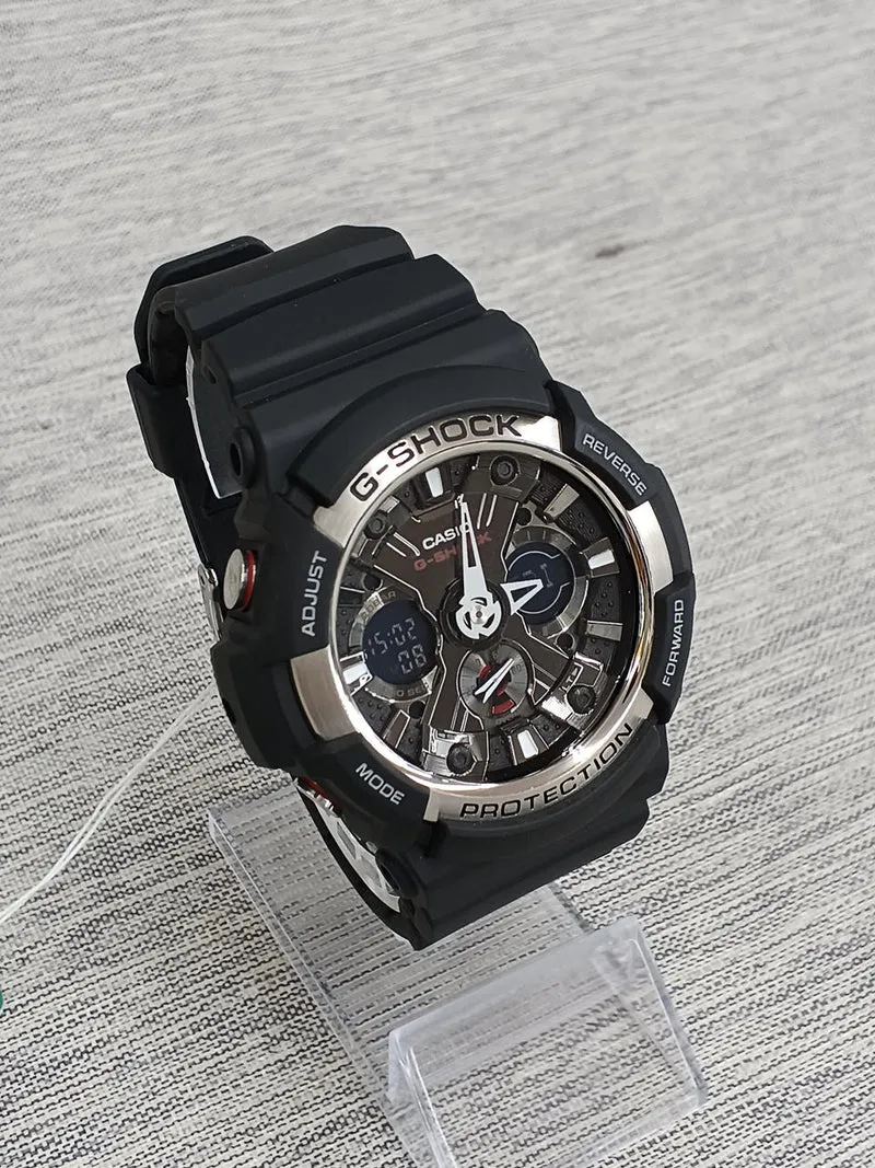 CASIO G-SHOCK GA-200