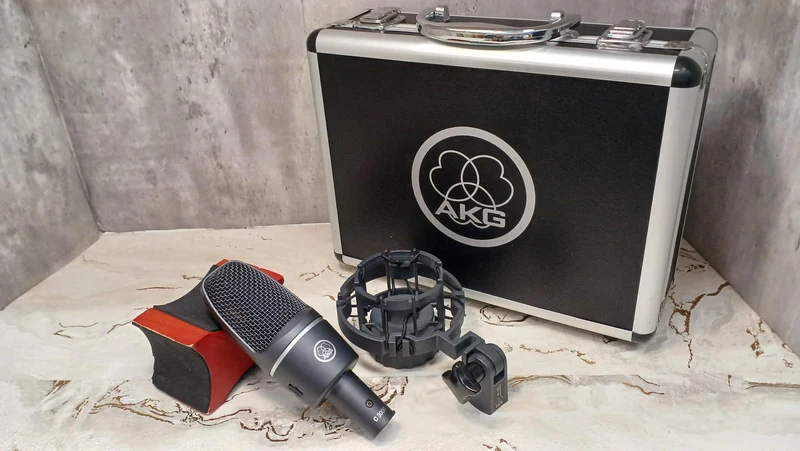 AKG Kondensatormikrofon C 3000