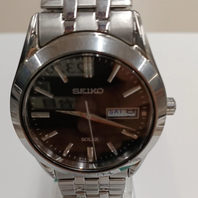 SEIKO Solar-Funkuhr V158-0AZ0