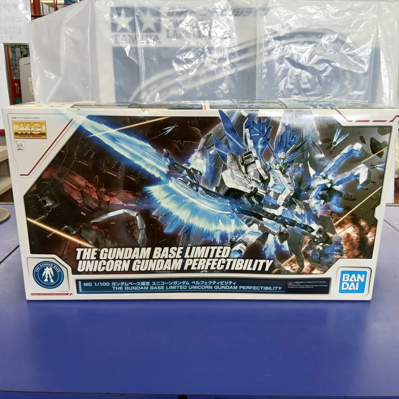[JUNK] BANDAI MG Unicorn Gundam Passibility Gundam Base Limited