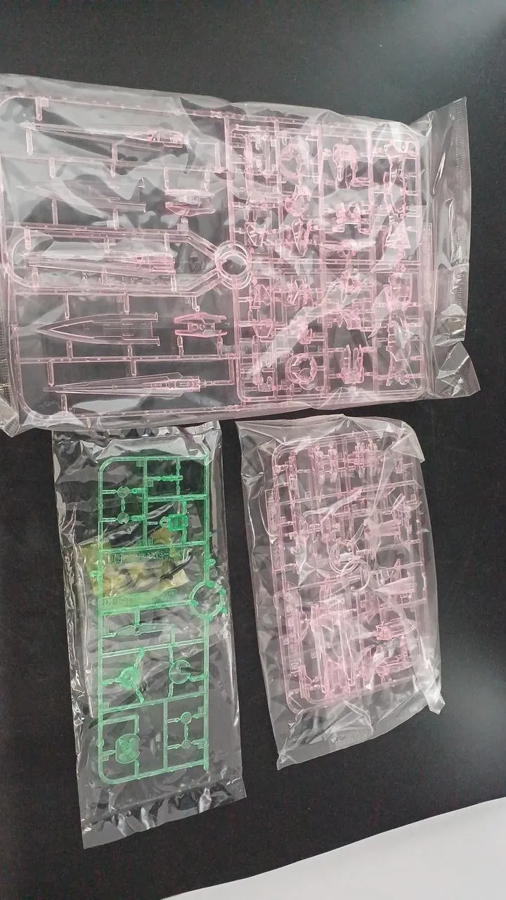 BANDAI Mobile Suit Gundam 00 MG Trans-Am Riser Gundam Base Limited