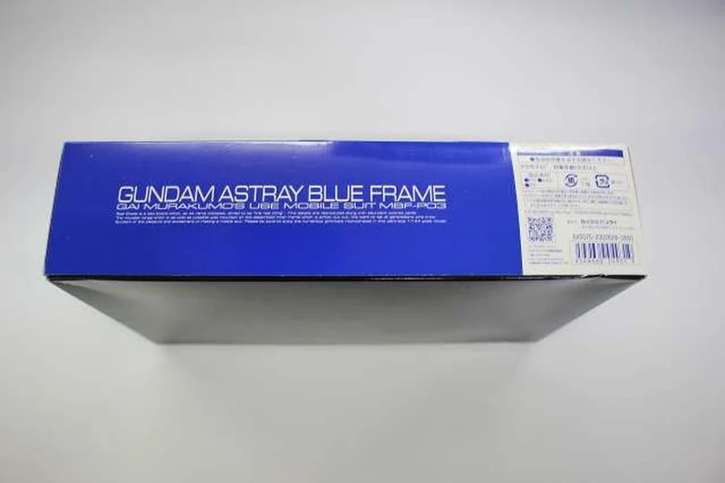 BANDAI Plastikmodell RG 1/144 Gundam Astray Blue Frame