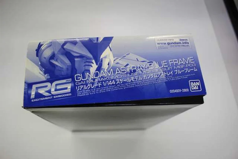 BANDAI Plastikmodell RG 1/144 Gundam Astray Blue Frame