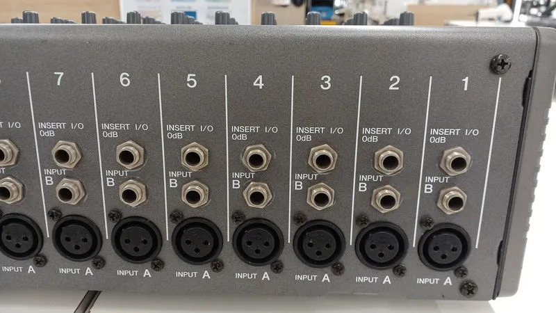 [SCHROTT] YAMAHA Mixer GF24/12