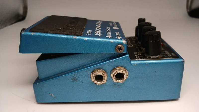 BOSS Effektpedal HR-2
