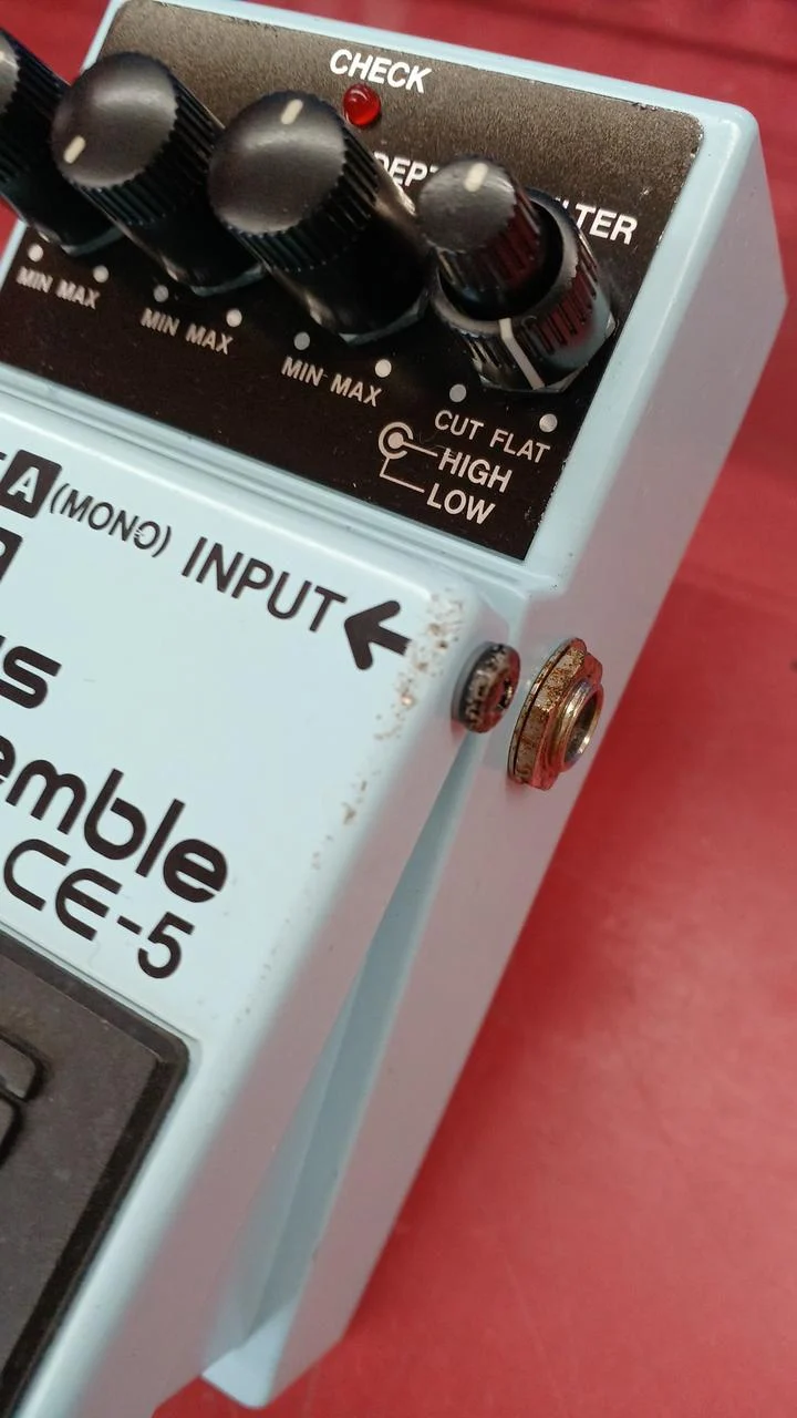 BOSS Chorus CE-5