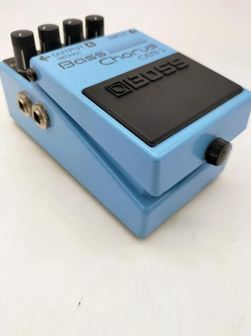 BOSS Effektpedal: CEB-3