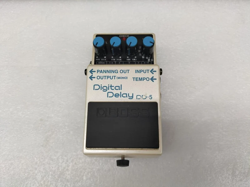 BOSS Digital Delay DD-5