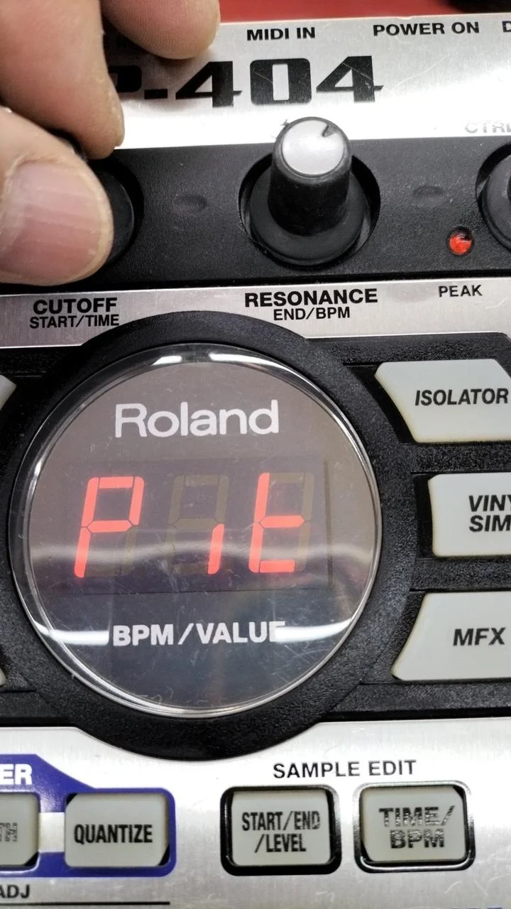 ROLAND Sampler SP-404